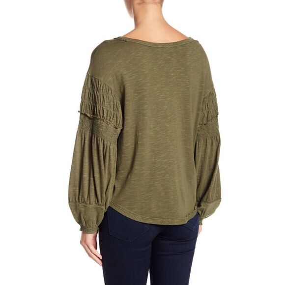 Melrose and Market smocked bishop sleeve shirt M - Picture 2 of 8